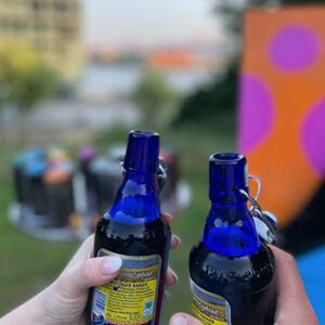 Erfrischungsgetränke auf Graffiti Teamevent